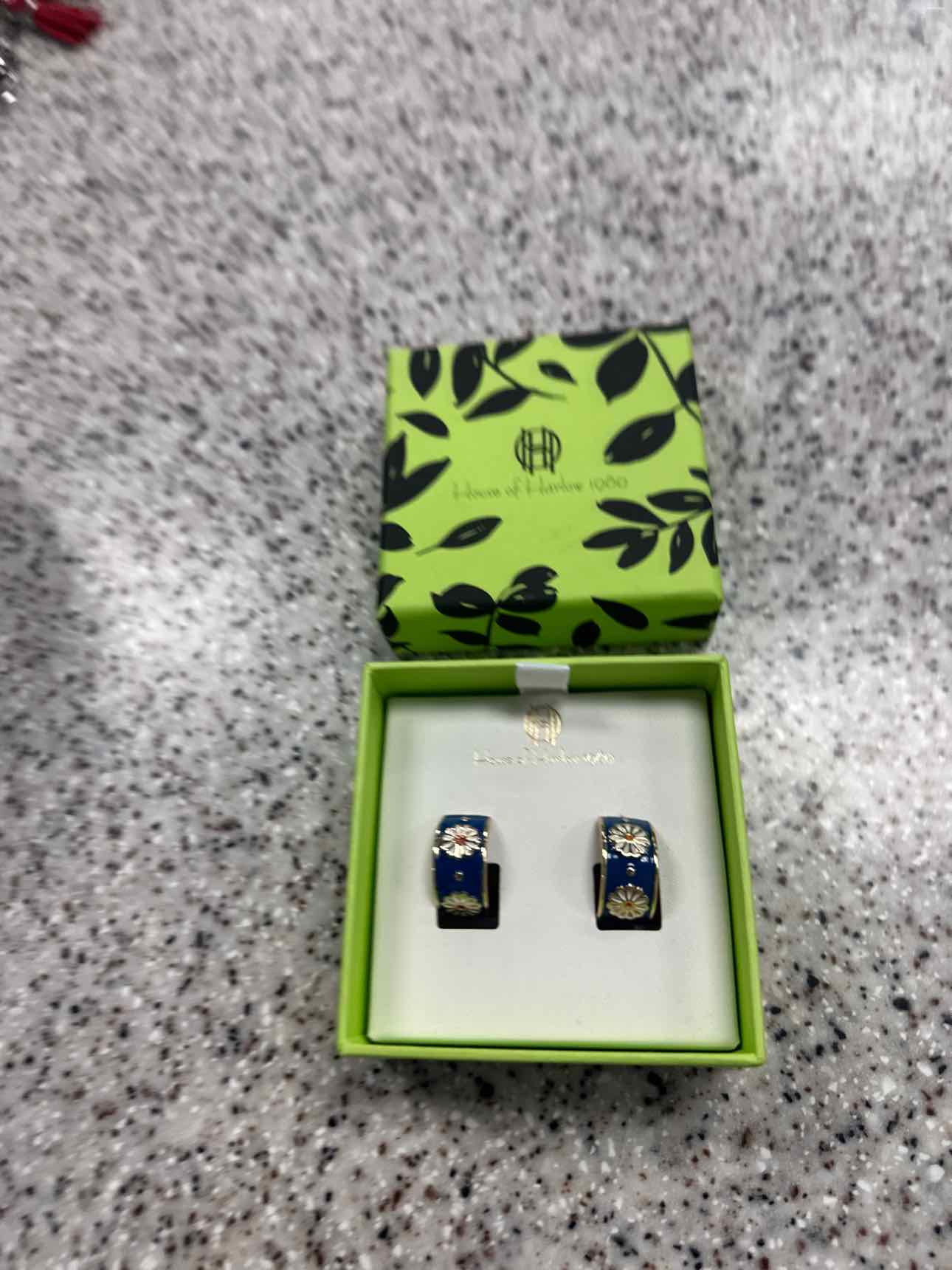 House of Harlow NEW 1960 Hoop Blue Enamel White Daisy Motif Gold-Tone Earrings