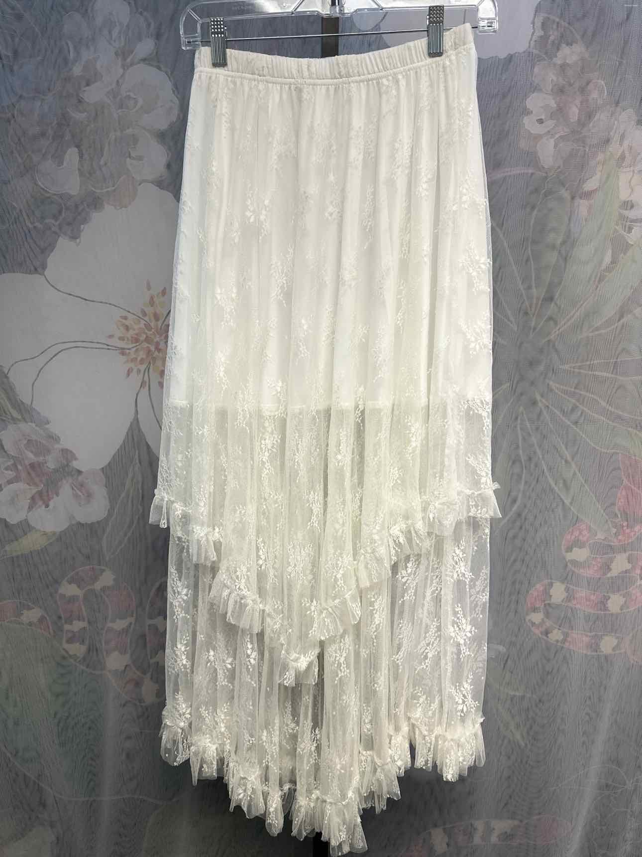 Blakeley Size XS White Skirt
