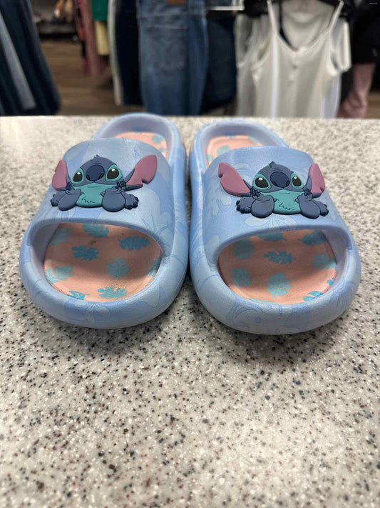 Disney Size 7 Light blue sandal
