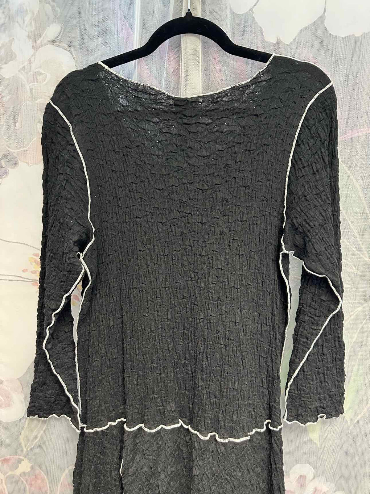 noblu Size Medium Black/white Dress