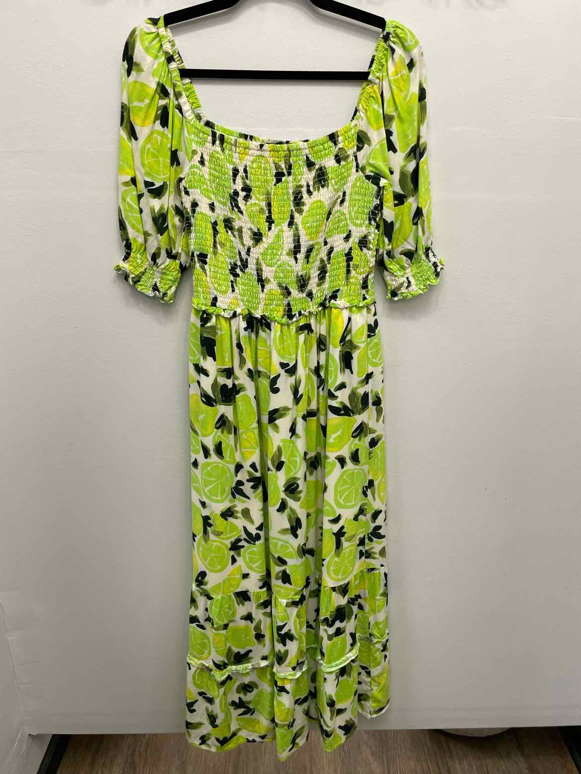 Steve Madden Size Large Green Dress