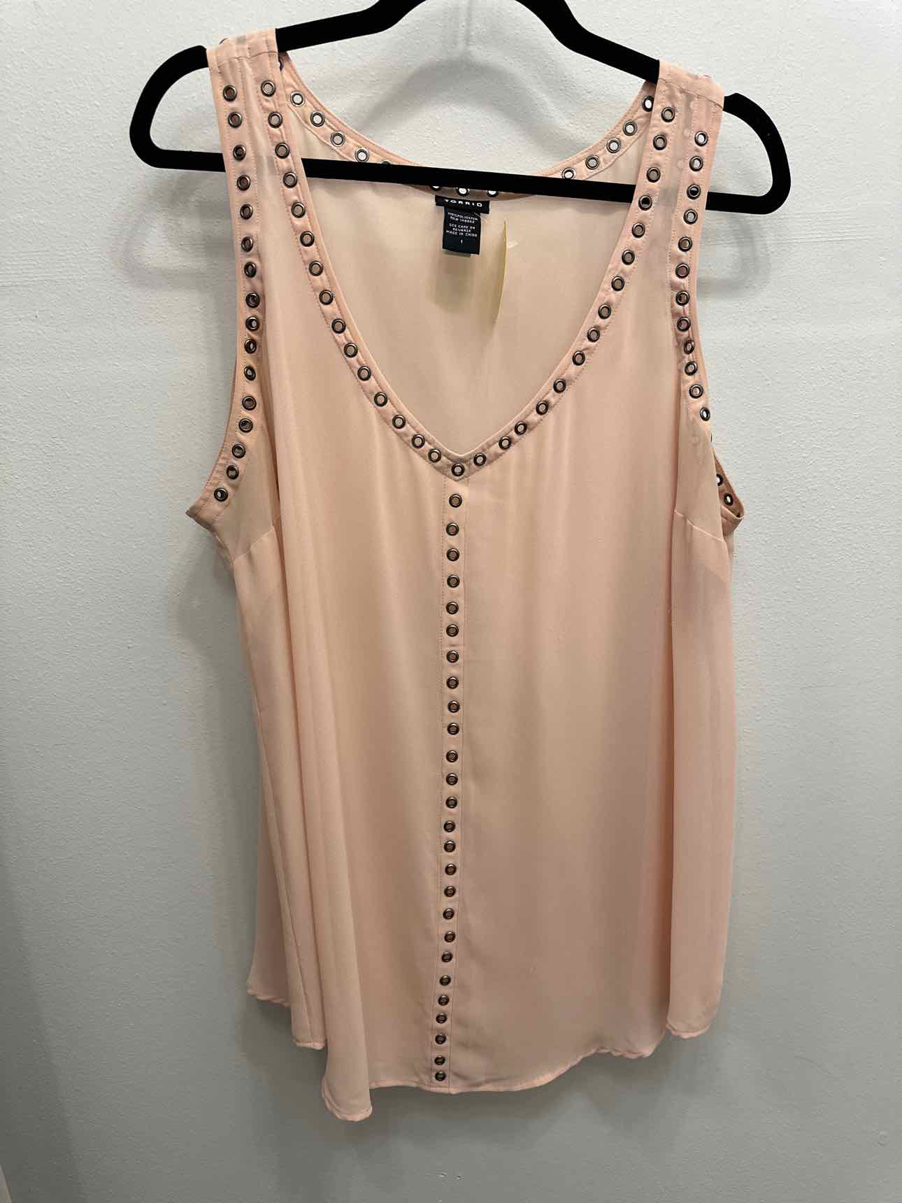 Torrid Size 1 Tan Top