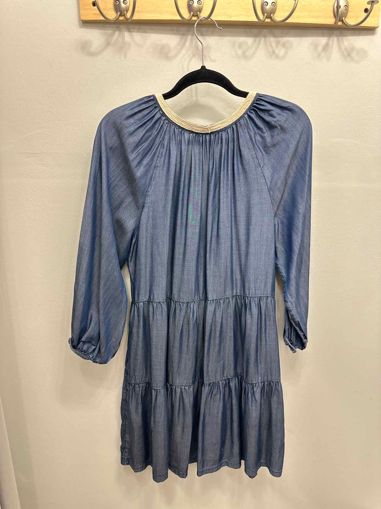 Tommy Bahama Size Medium Denim Dress