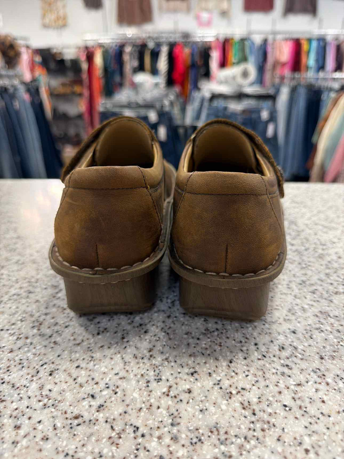Alegria Size 39 Leather Comfort Slip-On Velcro with Button Brown Shoes