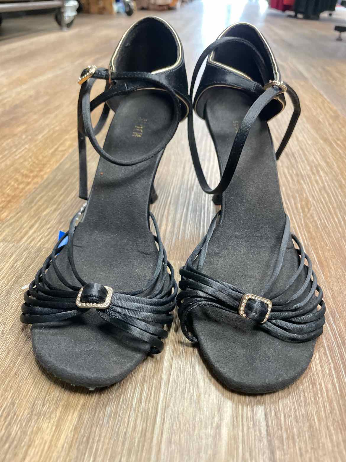 Bloch Size 8.5 Black Shoes