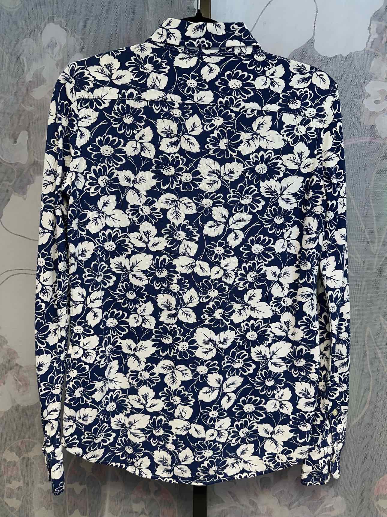 Ralph Lauren Size Medium Blue/White Top