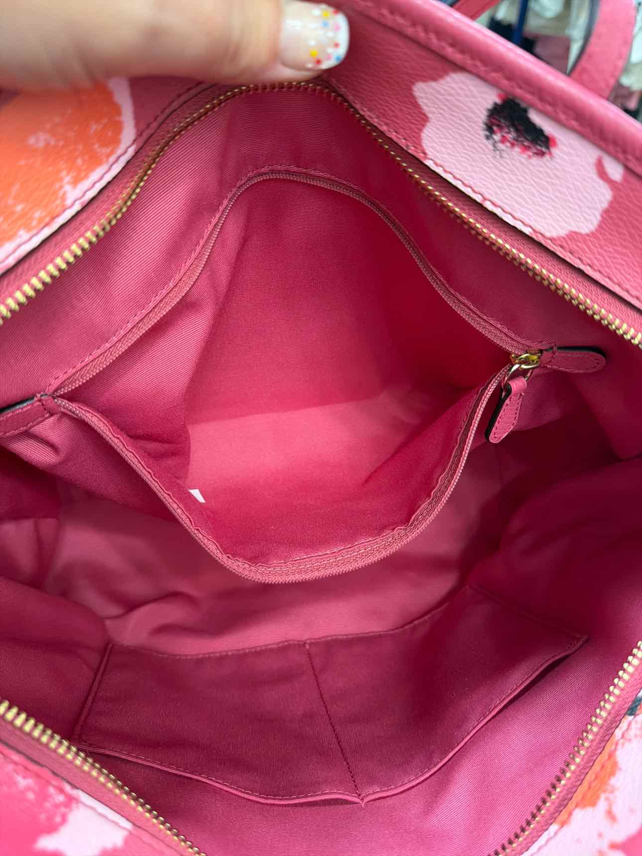 Coach Large City Zip Dahlia Wildflower Tote Pink Handbags