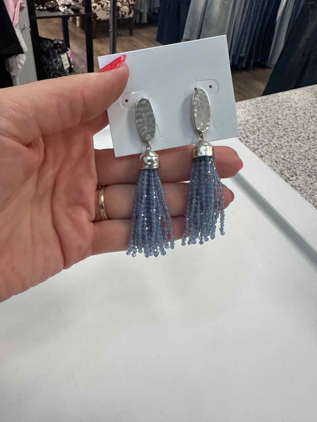 Kendra Scott Marin Tassel Hammered Silver-Tone Oval Post Dangle Blue Earrings