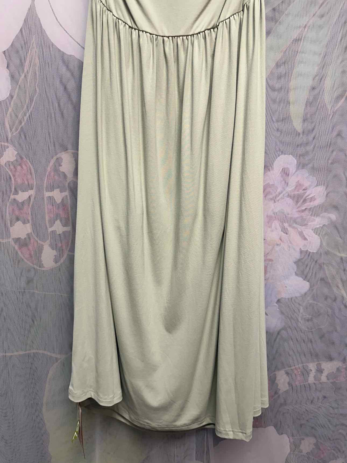 OGL NEW NWT Stretch Sleeveless Maxi Built-in-Bra Size Large Sage Dress