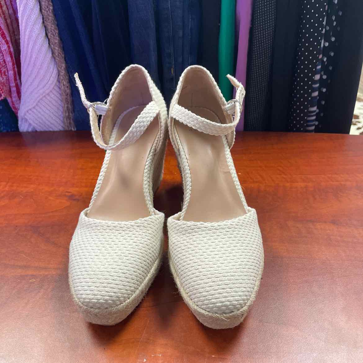 A New Day Olivia Rounded Toe Espadrille Wedge Pumps Size 9