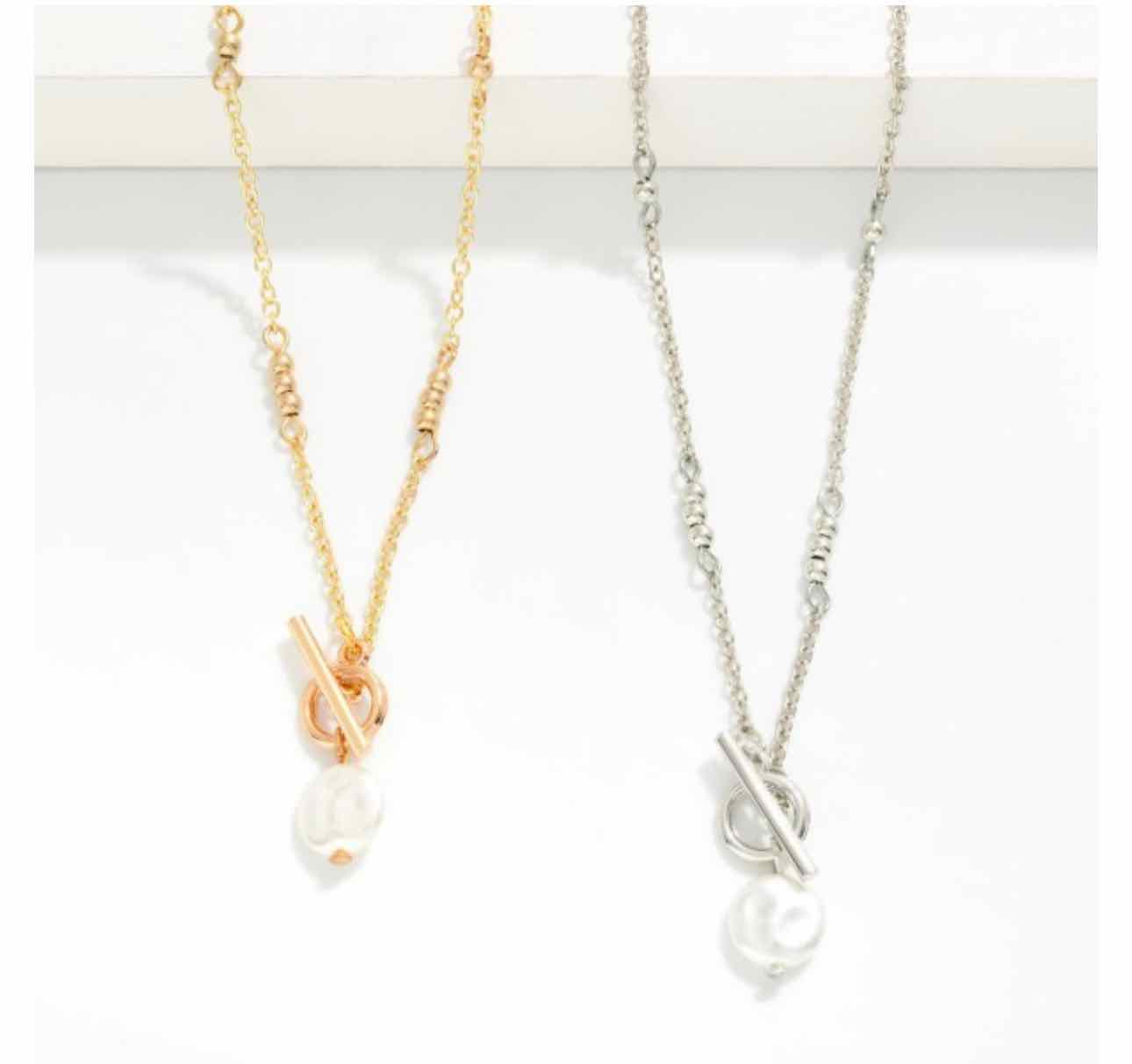 Chain Link Necklace Metal Tone Beaded Stations With Flat Pearl & Toggle Clasp