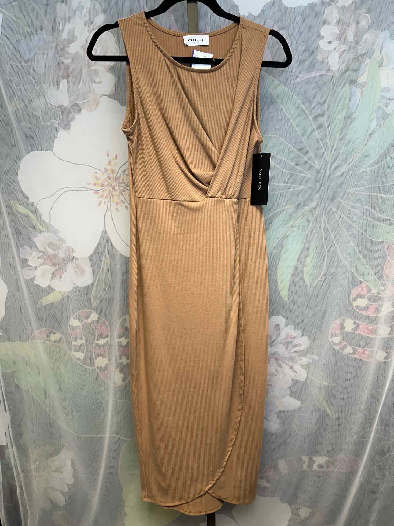 Gilli Size Medium Brown Ribbed Sleeveless Midi Dress NEW