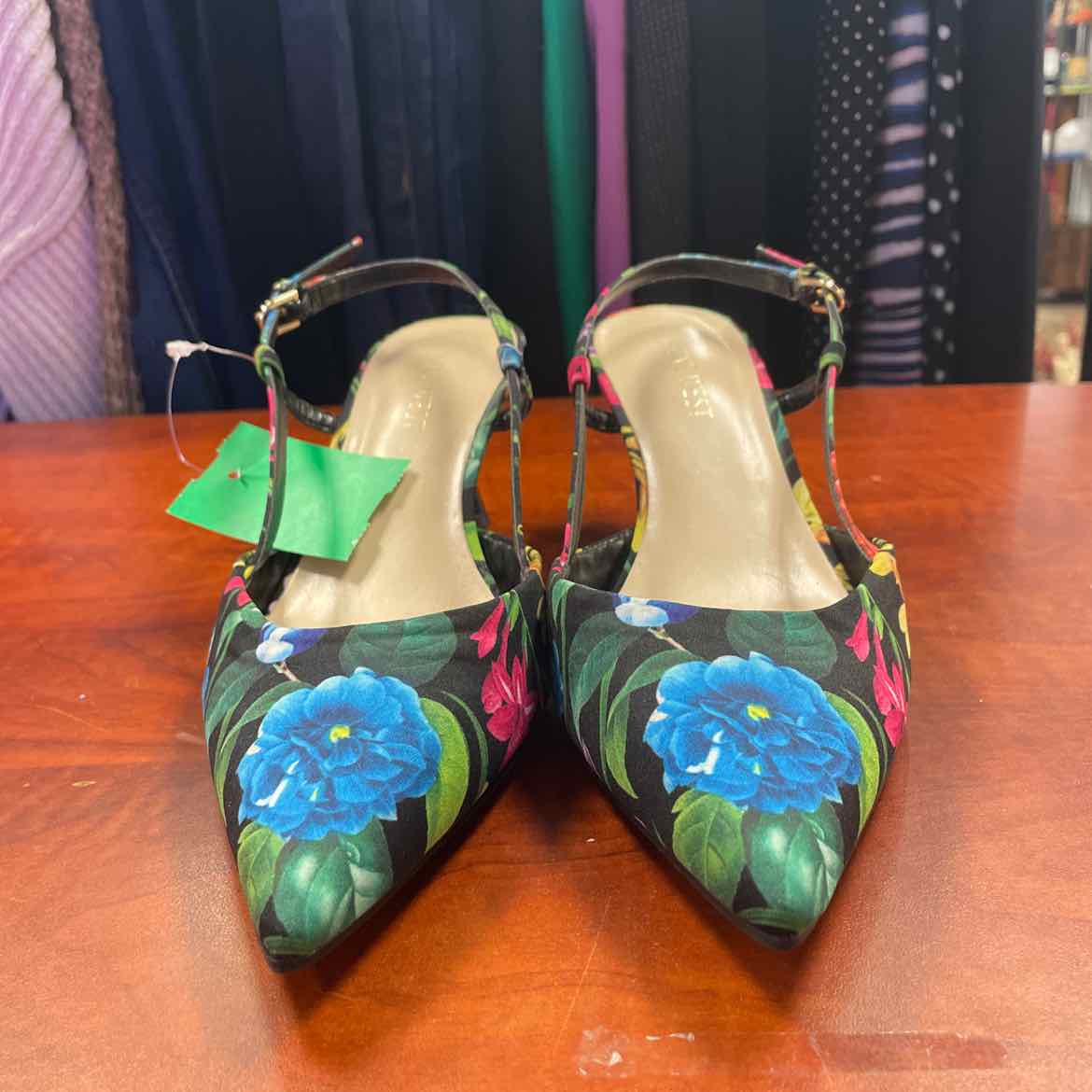Nine West Slingback Kitten Heels Floral Print Size 7 1/2