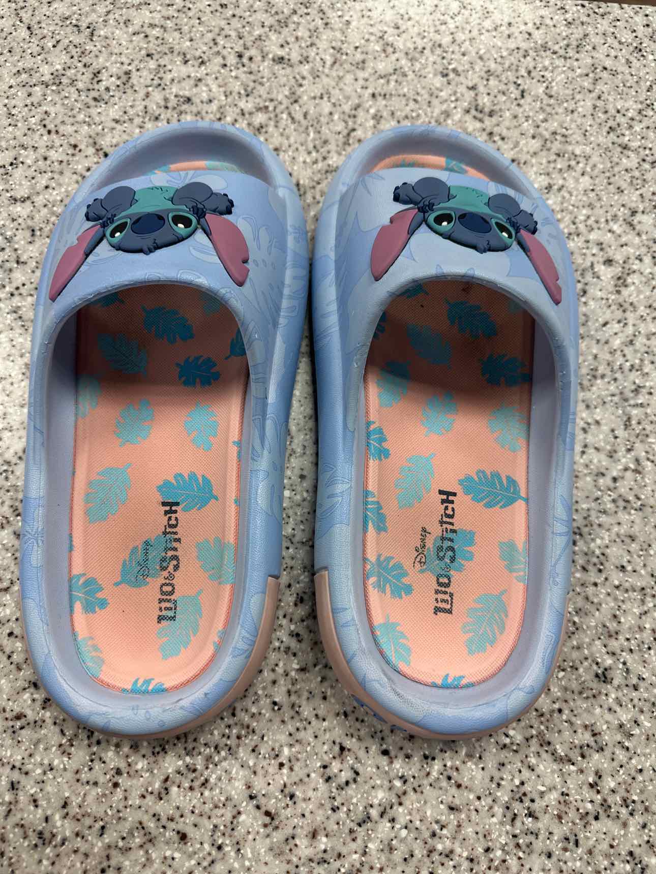 Disney Size 7 Light blue sandal