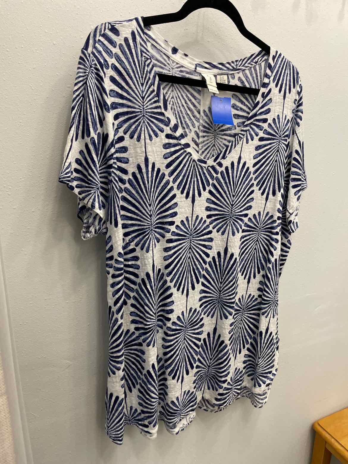 Joie Size 2X Blue/White Top