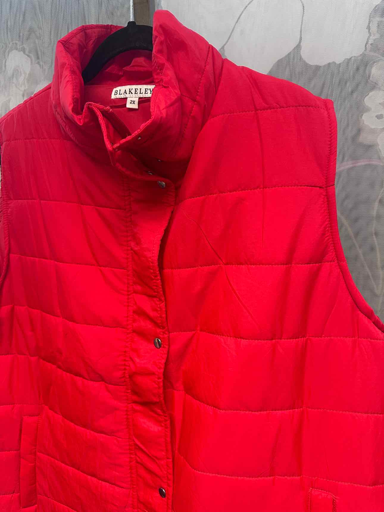 Kendall Long Puffer Size 2X Vest