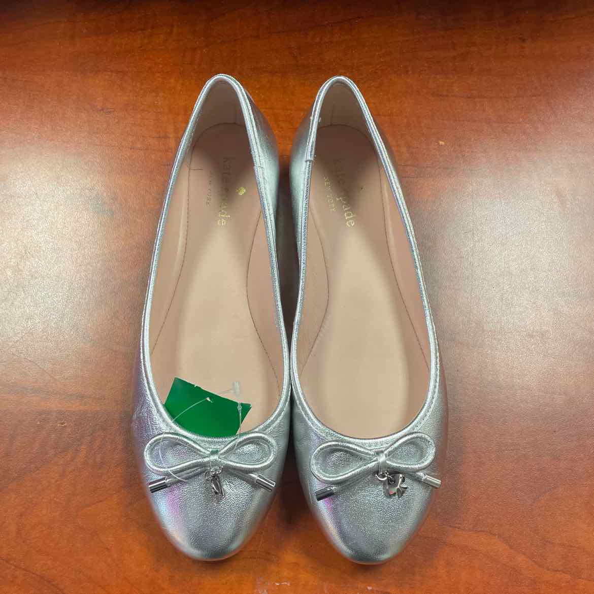 Kate Spade New York Silver Leather Willa Ballet Flats Size 7 1/2