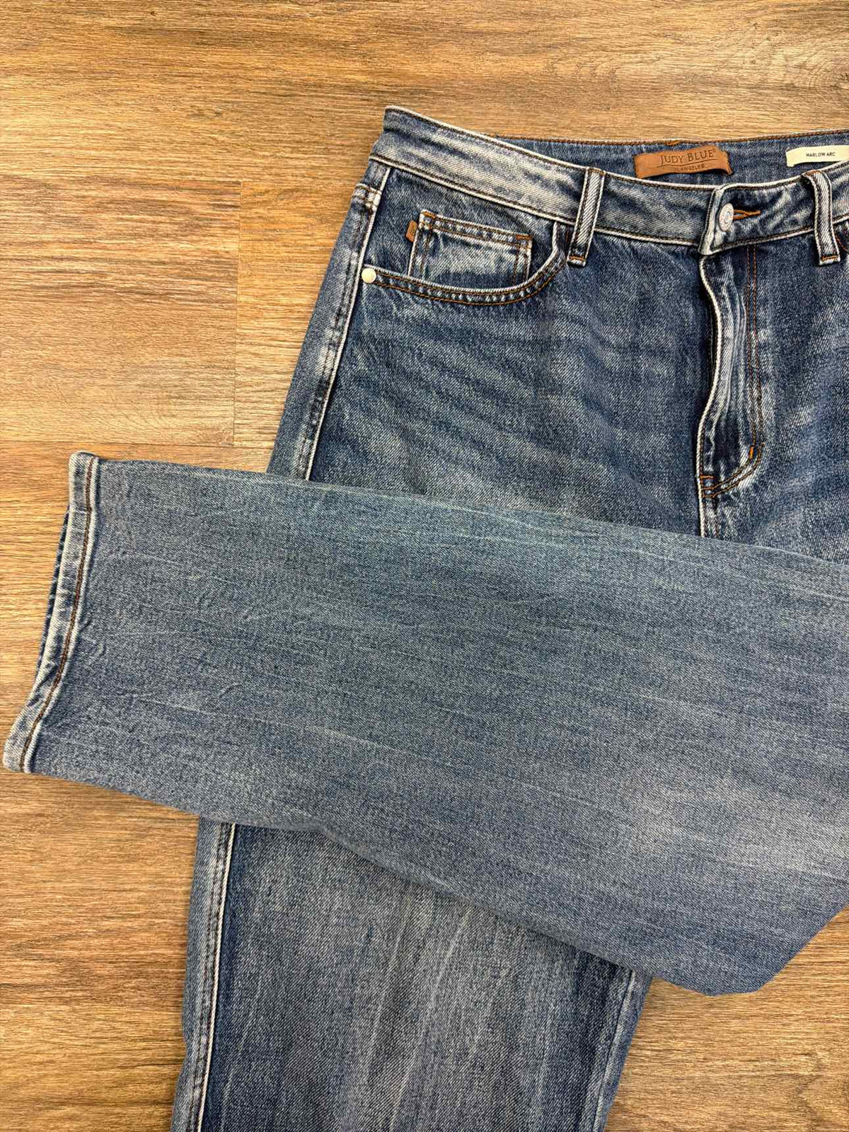 Judy Blue Size 13(31) Marlow Arc Medium Wash Denim Jeans