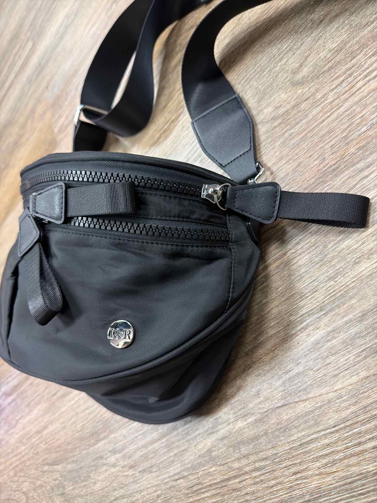 I&R Nylon Crossbody Bum Bag Water-Repellent Sling Bag NWOT Black Handbags
