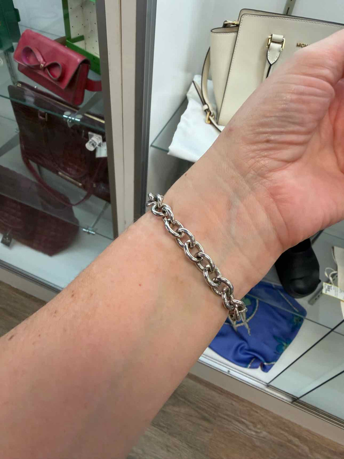 Tiffany & Co. Size 7" Heart Tag Chain Link Sterling Silver Bracelet