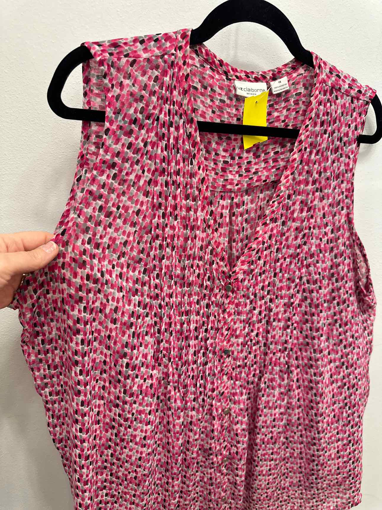 Liz Claiborne Size 1X Pink Top