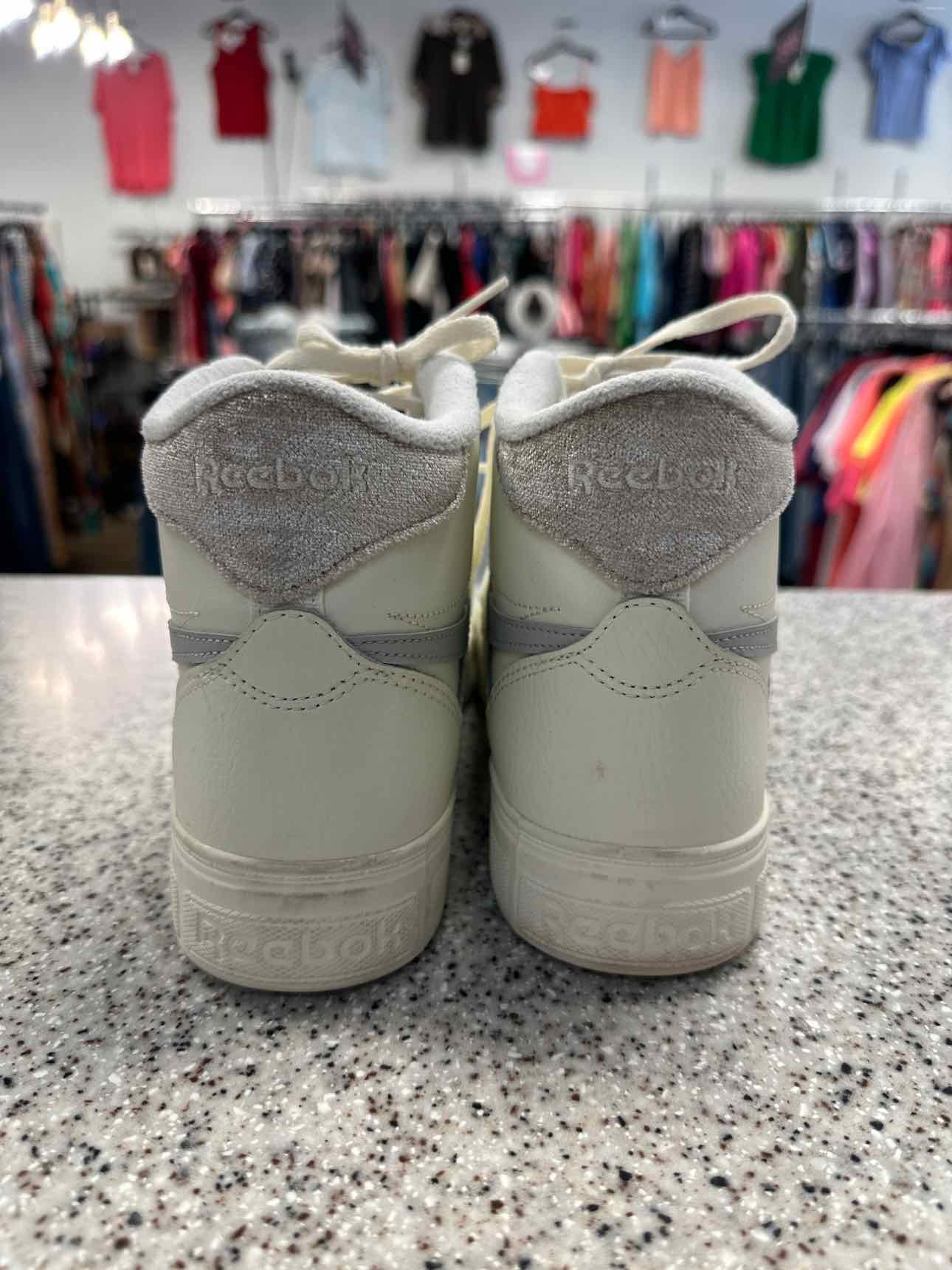 Reebok Size 8.5 'Court Advance Bold' high top sneakers White Grey Shoes