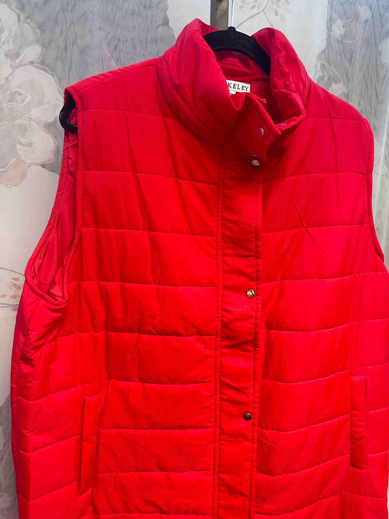Kendall Long Puffer Size 2X Vest