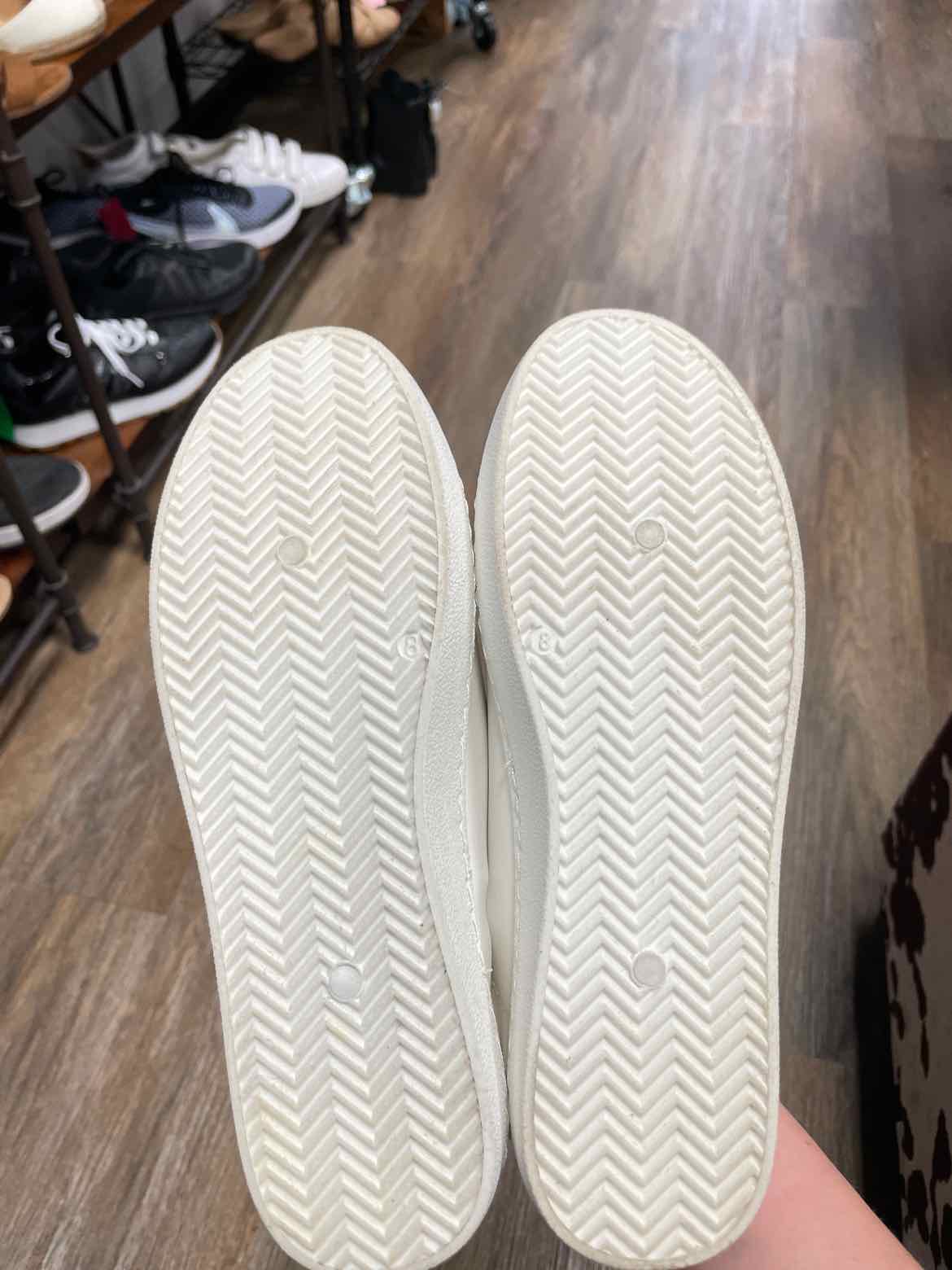 Vintage Havana Size 8 White Shoes