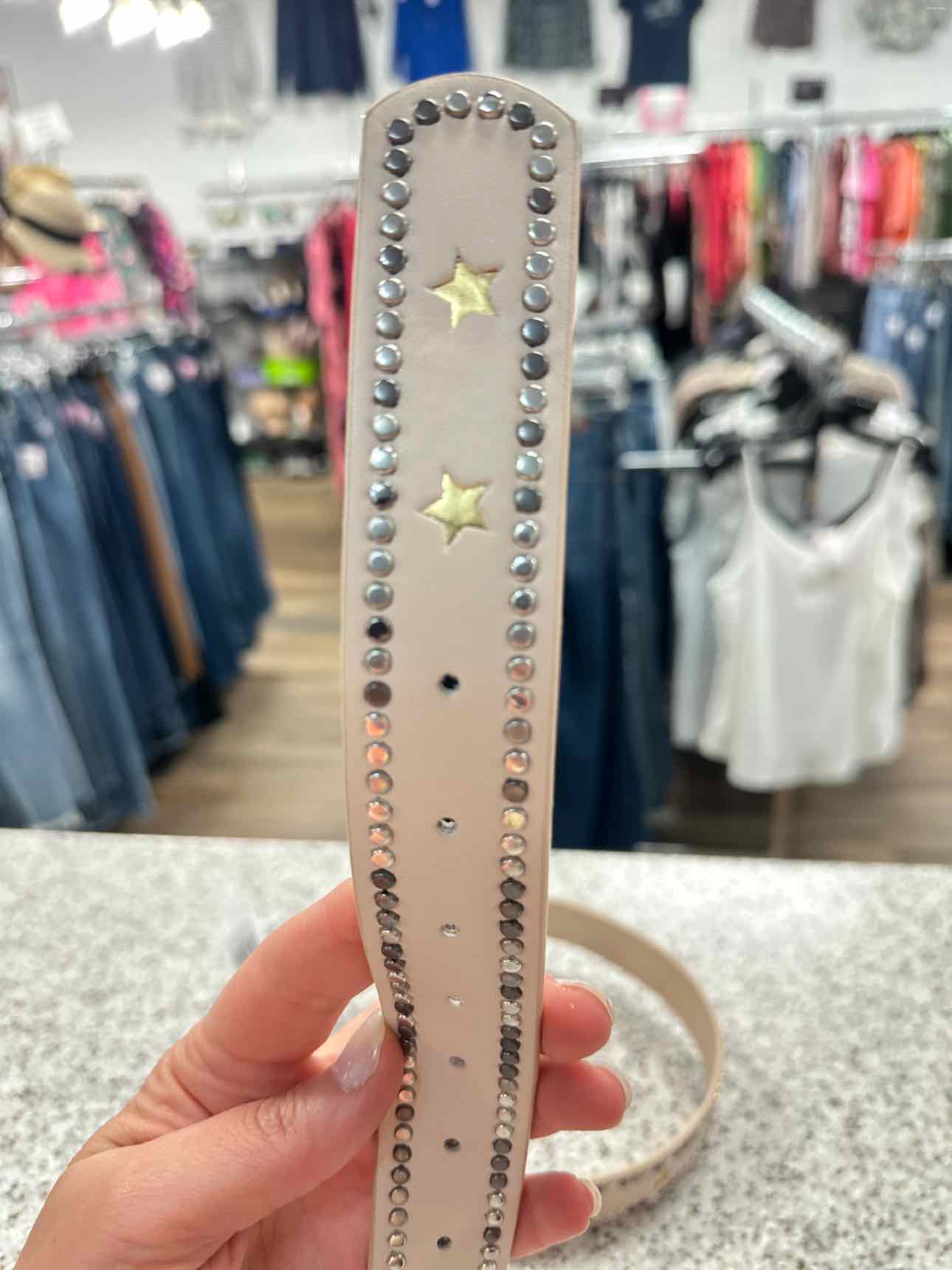Unbranded Size M/L Ivory Belt