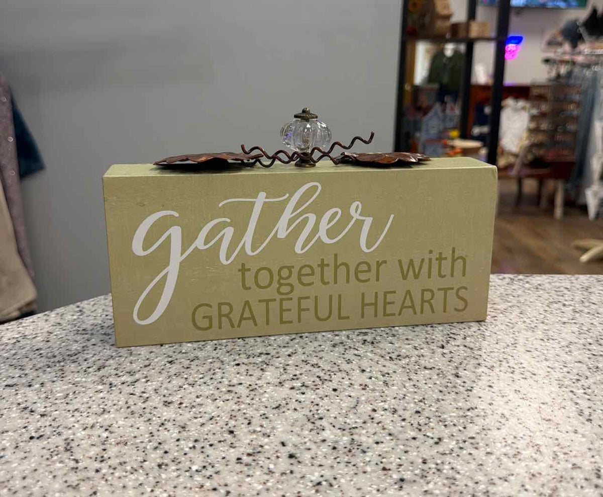 Young's Inc. Gather Together with Grateful Hearts Wood Plaque Home Decor