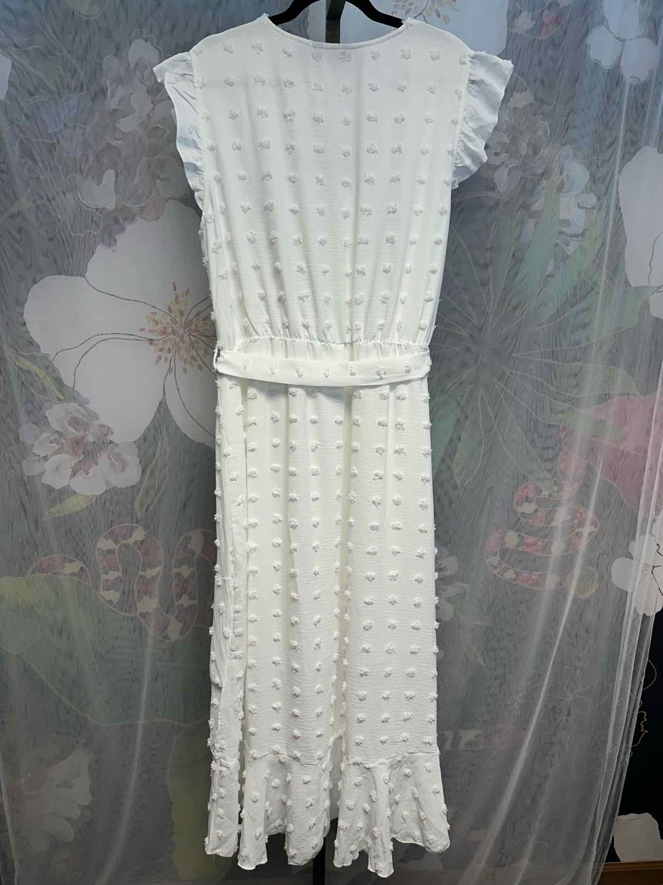 BTFBM Size 2X White Dress