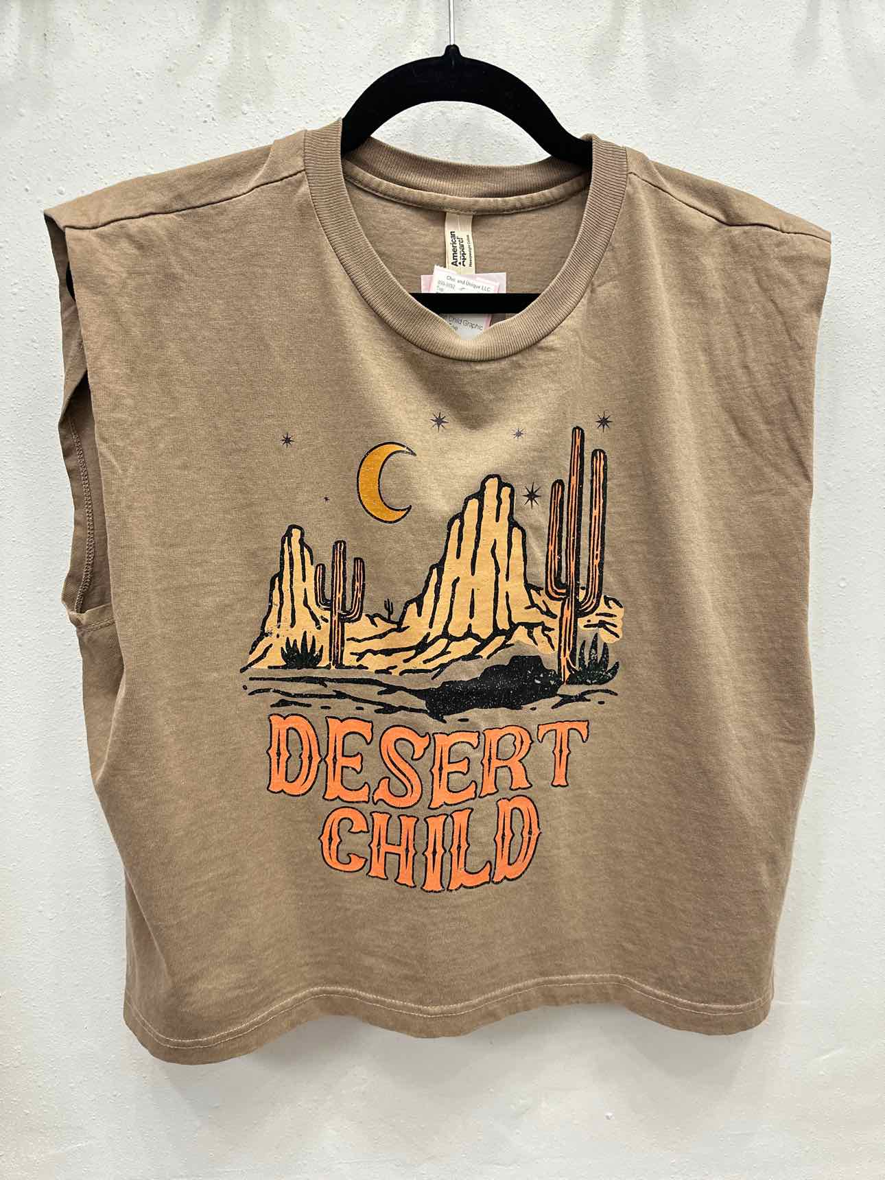 Blakeley "Desert Child" Graphic Muscle Tee Size Large Brown Top