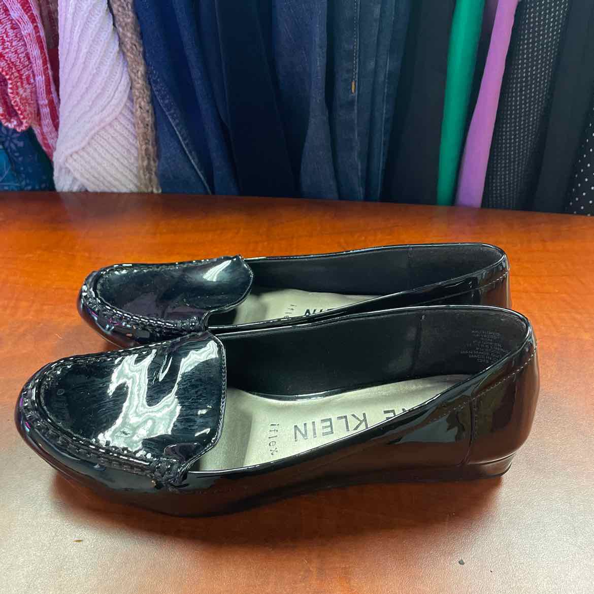Anne Klein Gloss-Finished iFlex Black Patent Loafers Size 8 1/2