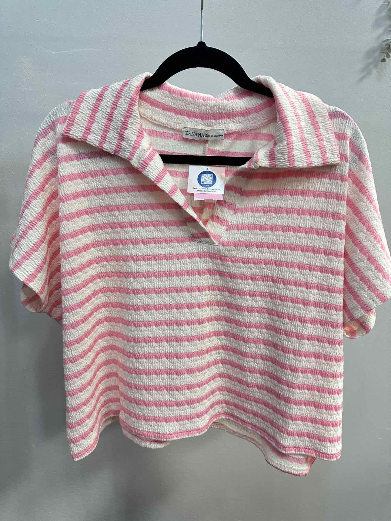 Zenana Size Striped Short Sleeve Collar Cropped Top