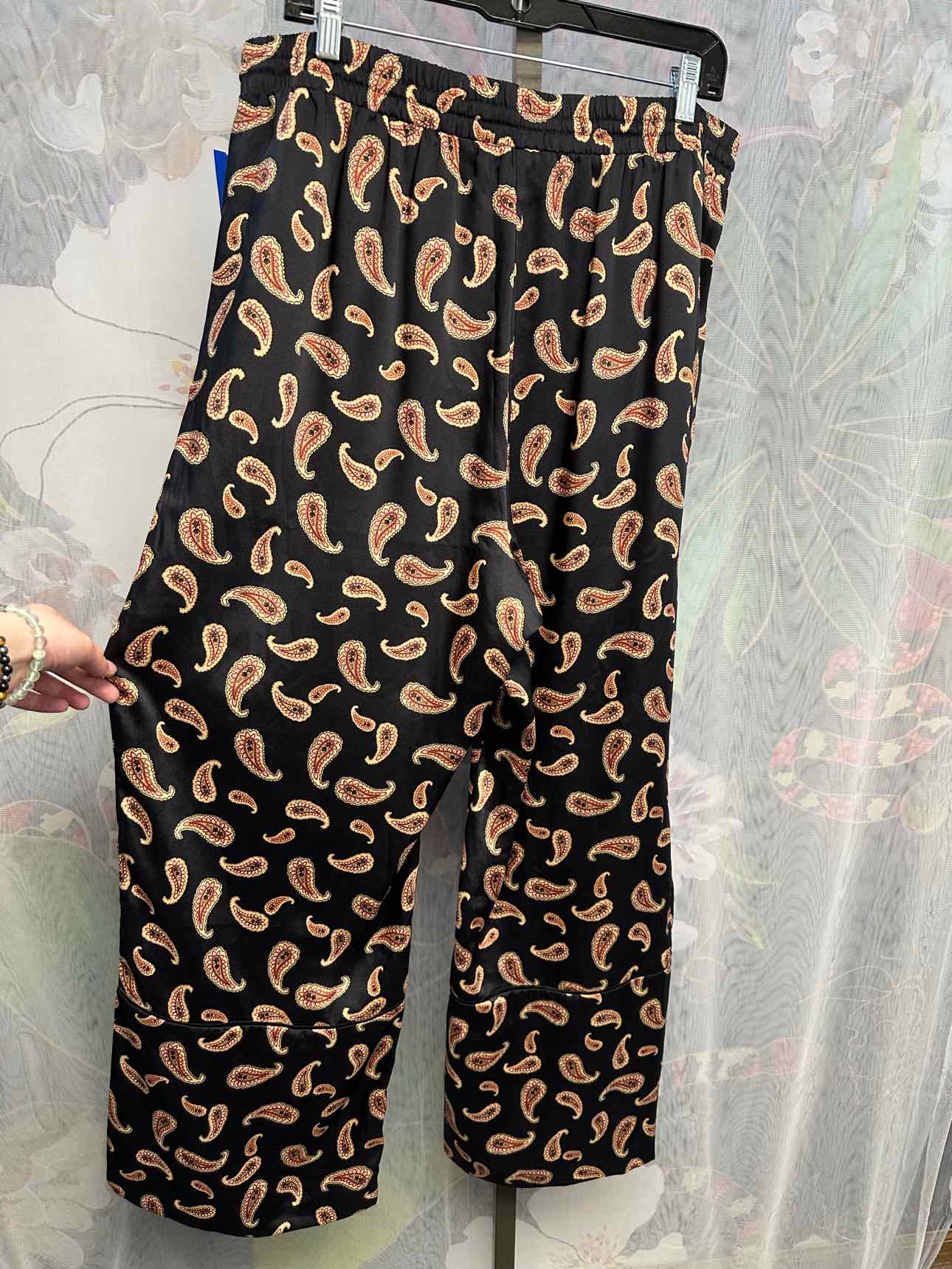 Anthropologie Size XL Black/Red Pants