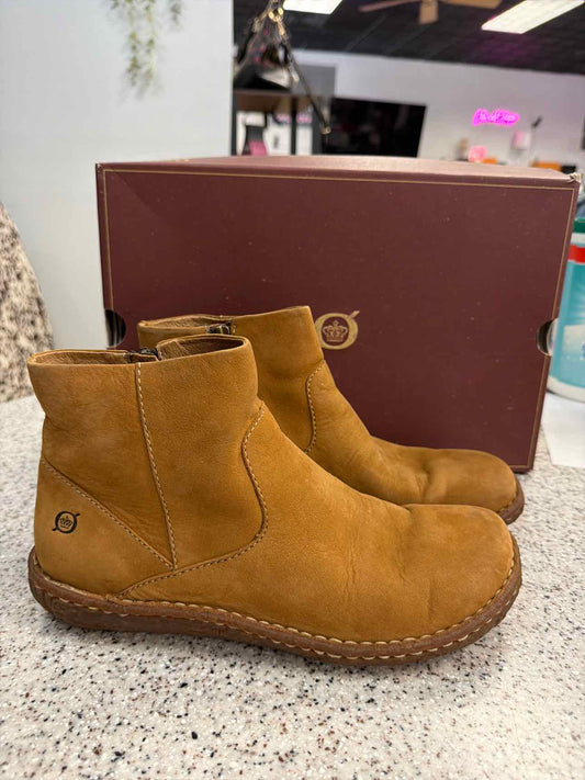 BORN Size 9 Sequoia Women's Ankle Camel Brown Leather Chelsea Booties Boots