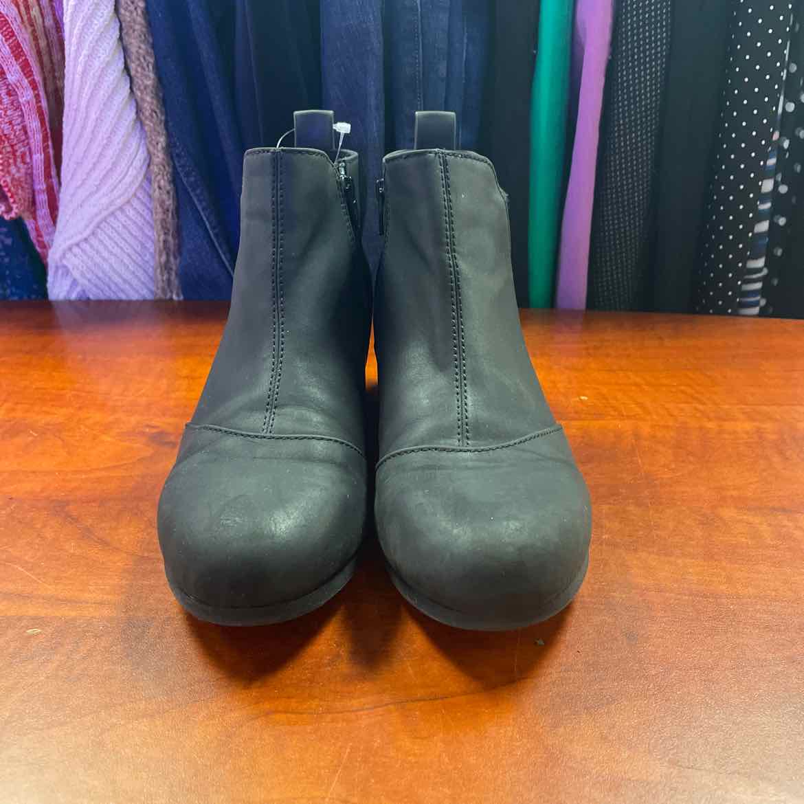 TOMS Wedge Ankle Booties Size 5