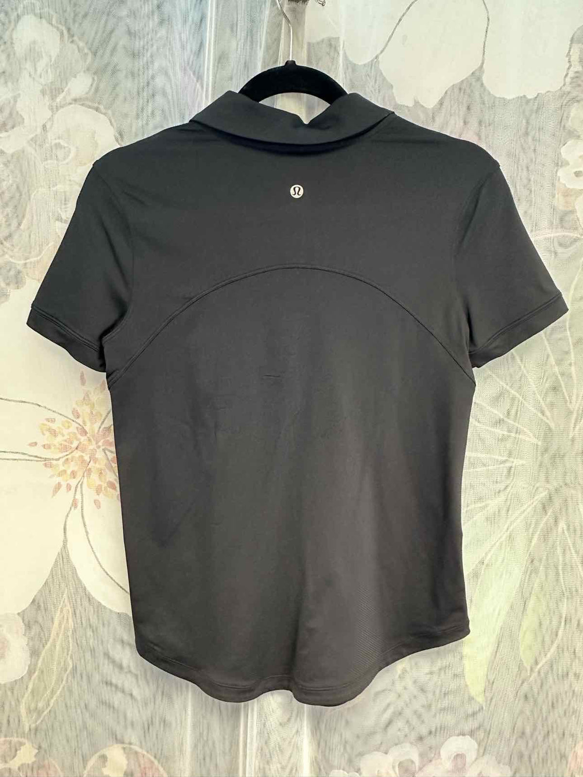 Lululemon Quick Dry Short Sleeve Polo Size Small Black Top