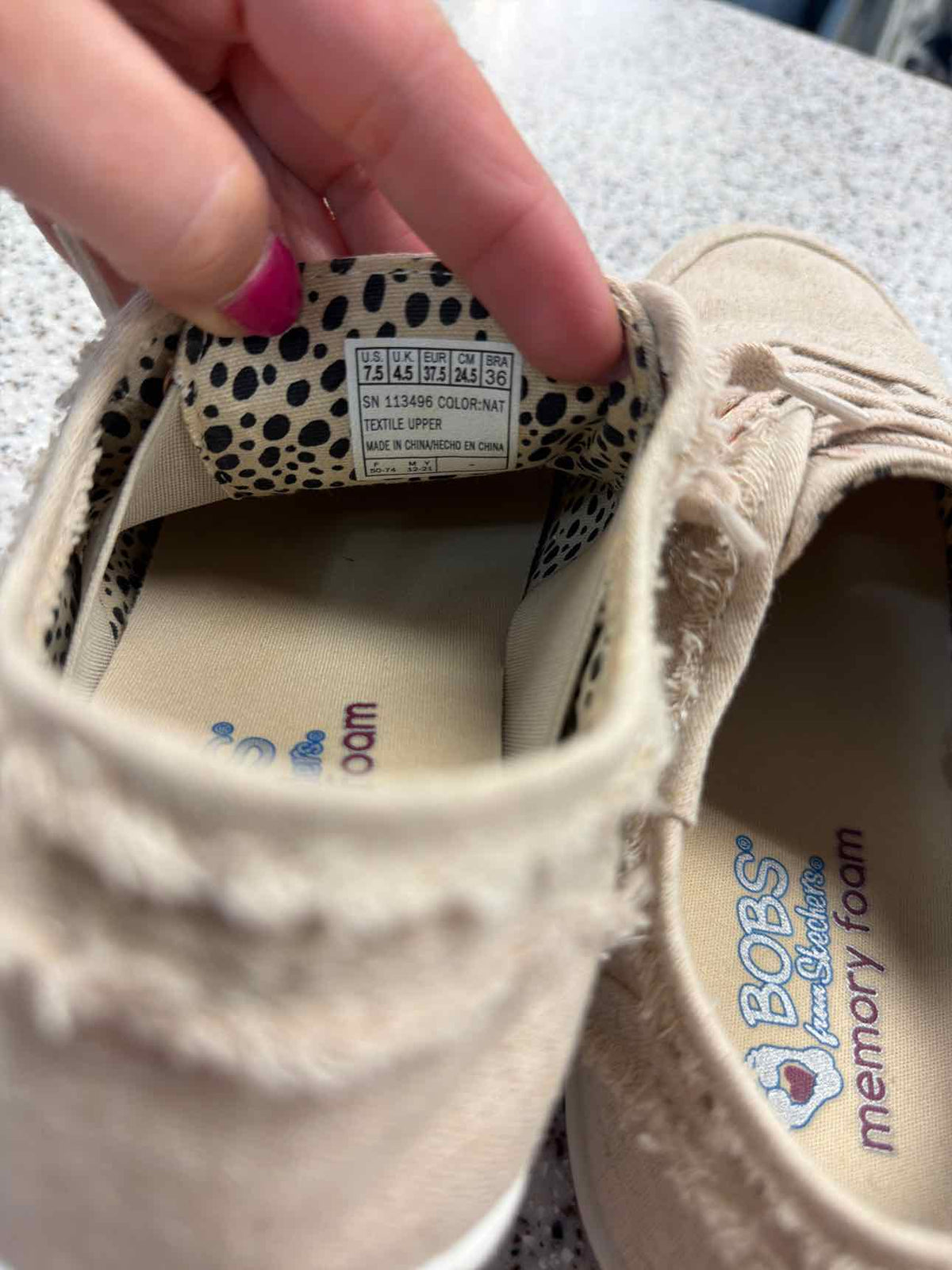 BOBS by Sketchers B Cute Casual Slip-On Beige Sneakers Woman's Size 7 1/2