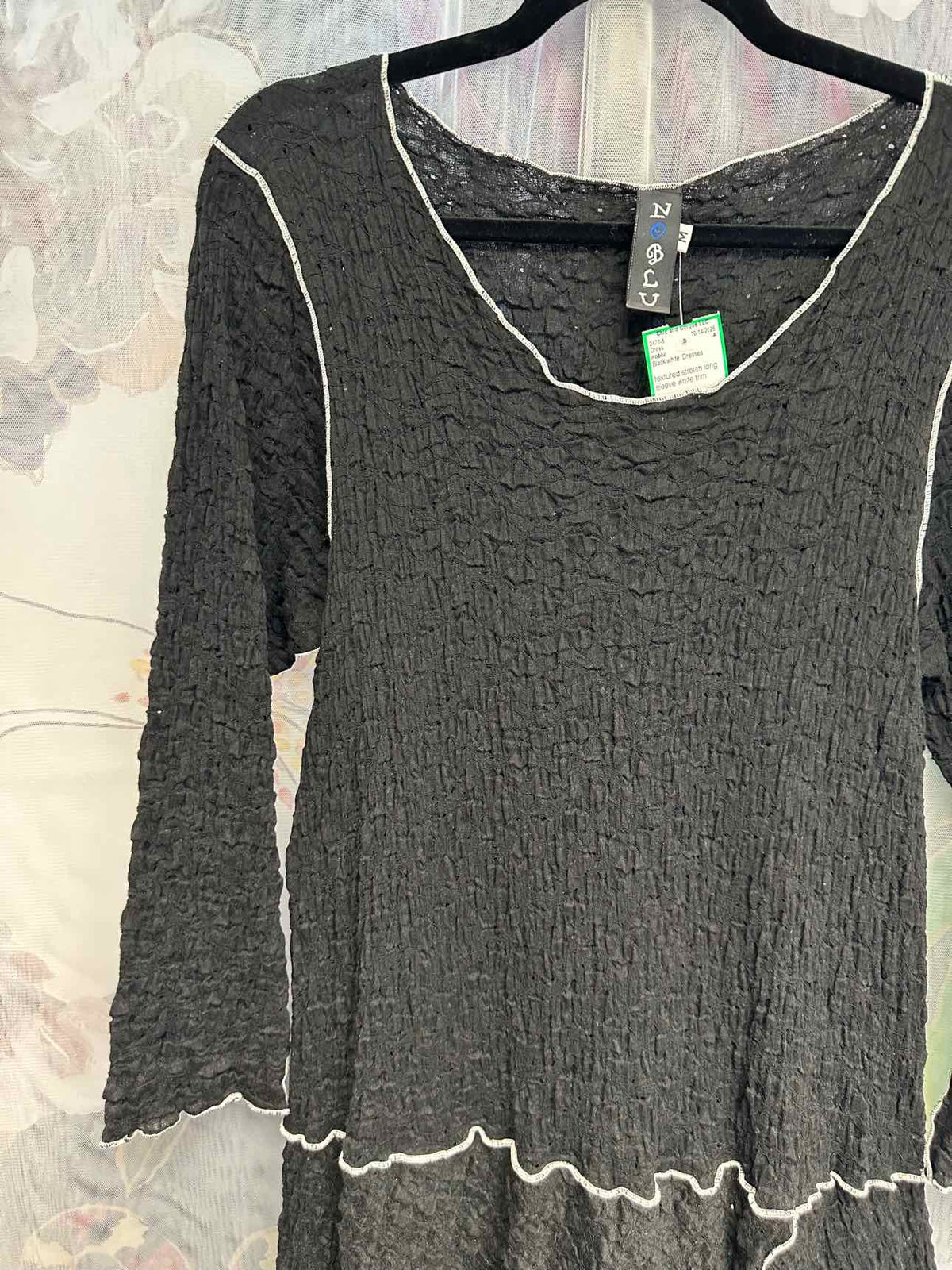 noblu Size Medium Black/white Dress