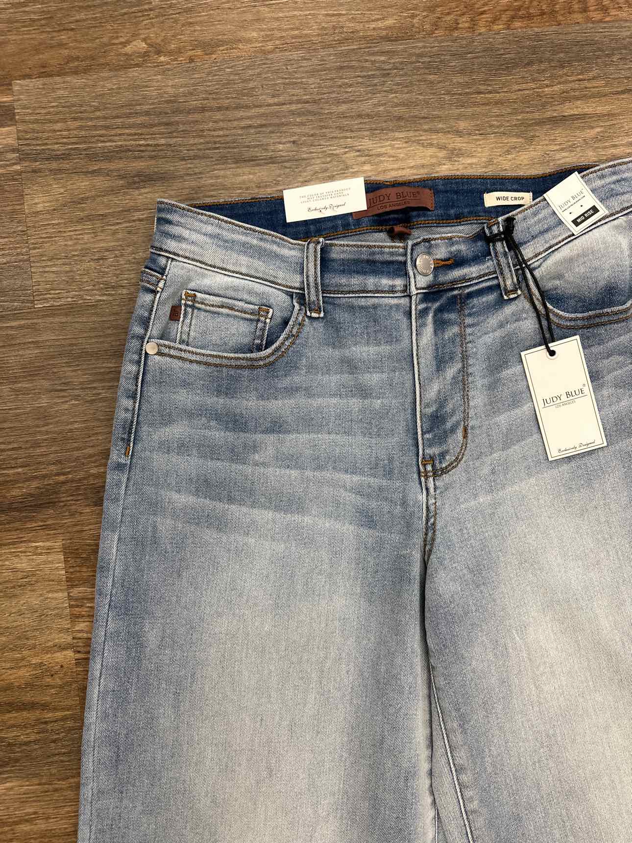 Judy Blue Mid Rise Wide Leg Crop Denim Jeans
