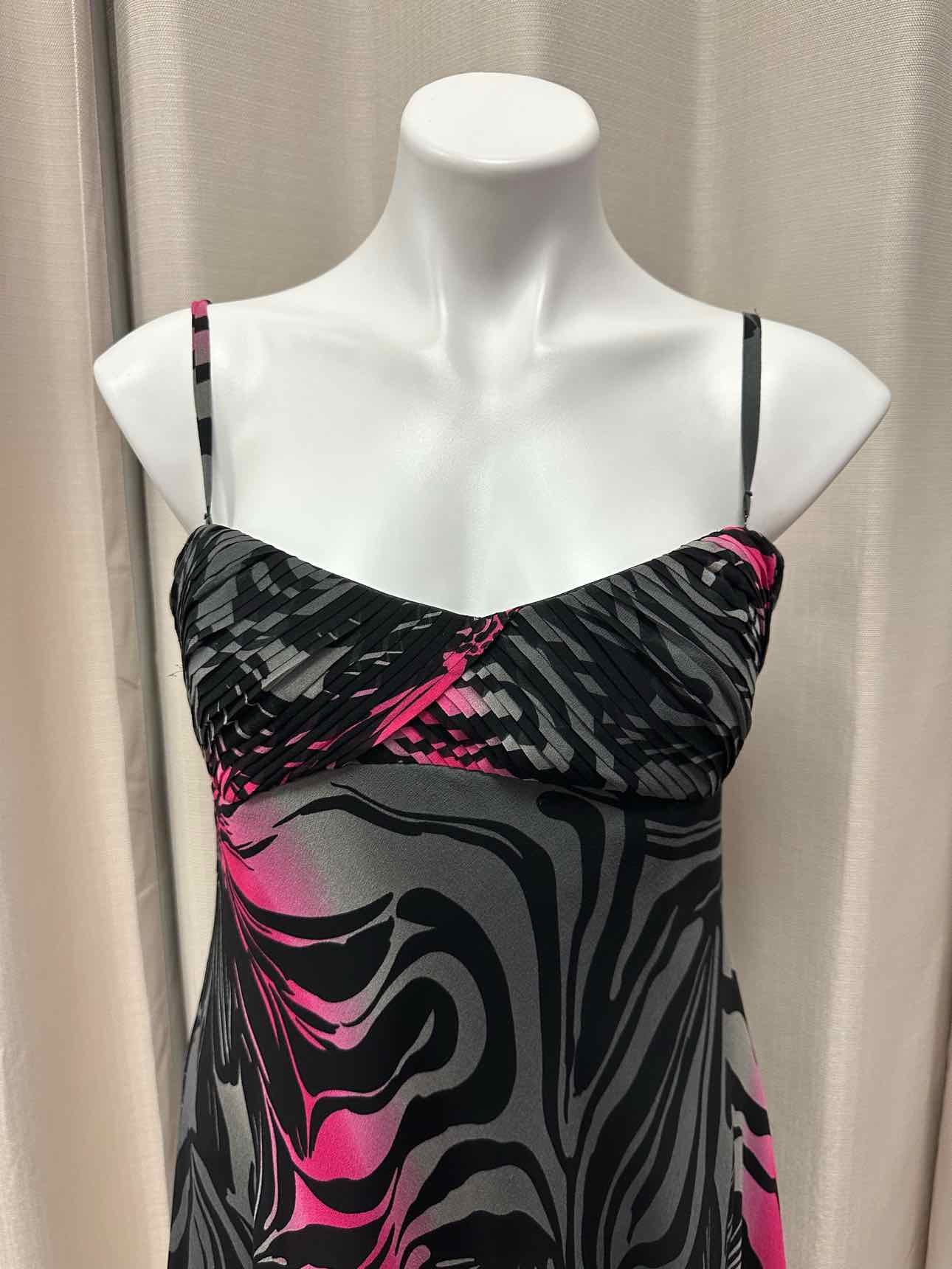 Karen Millen NEW NWT 100% Silk Zebra Floral Print Size 10 Grey/Pink Dress