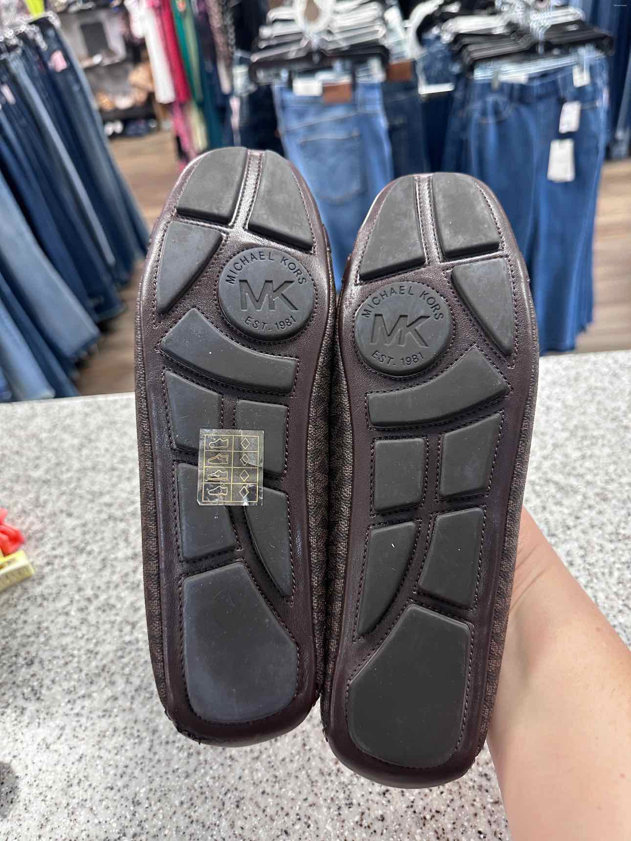 MICHAEL KORS Size 8 1/2 Brown Shoes