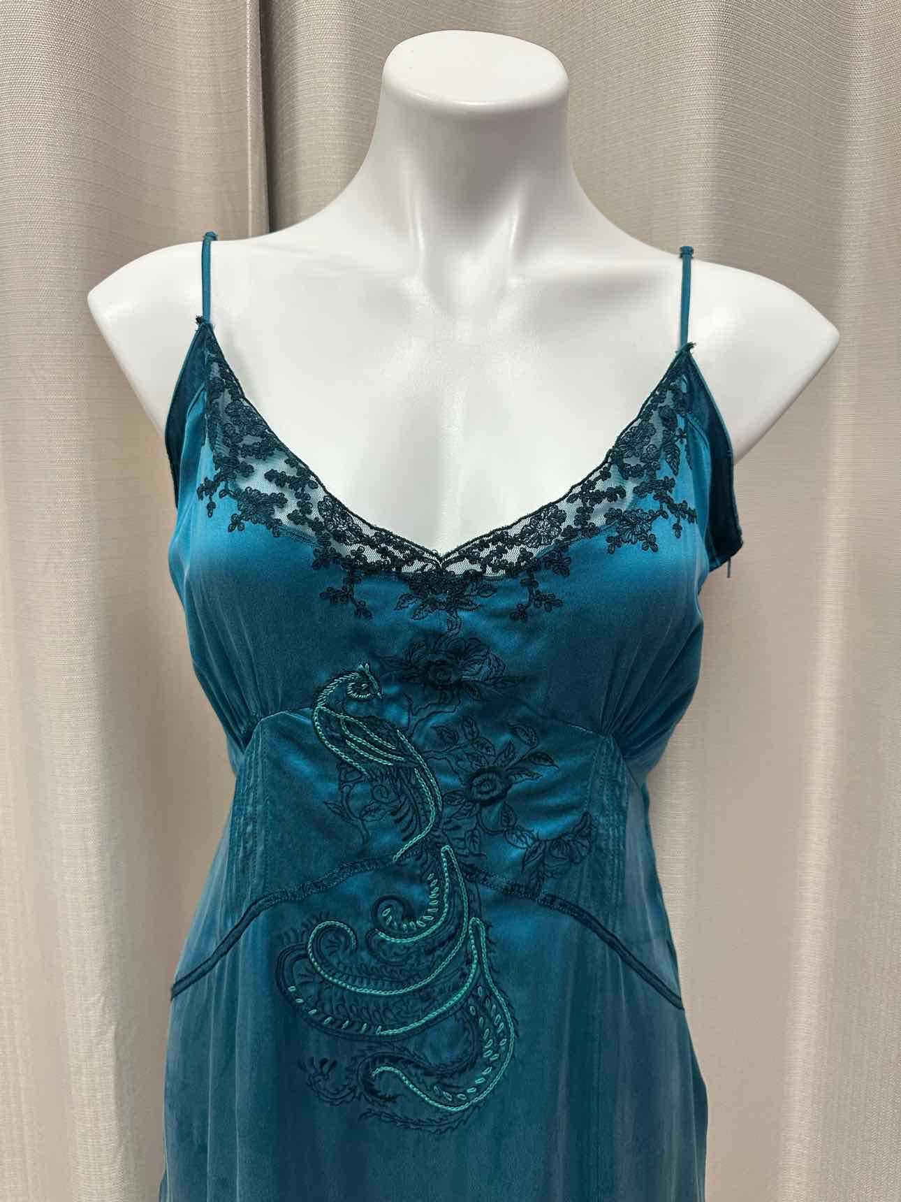 Karen Millen 100% Silk Embroidered Lace Layered Ruffles Size 10 Teal Dress