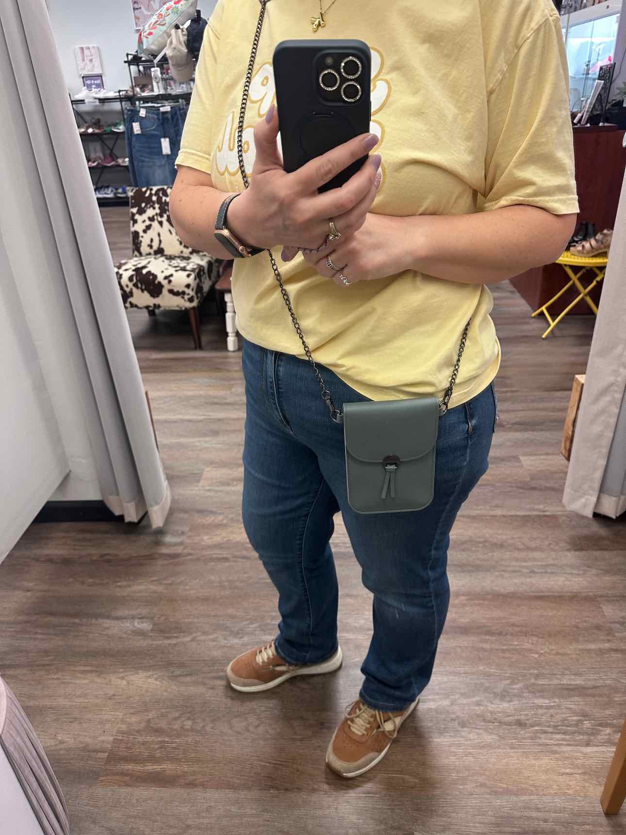 Save The Girls NEW Touchscreen Phone Gray Crossbody Handbags