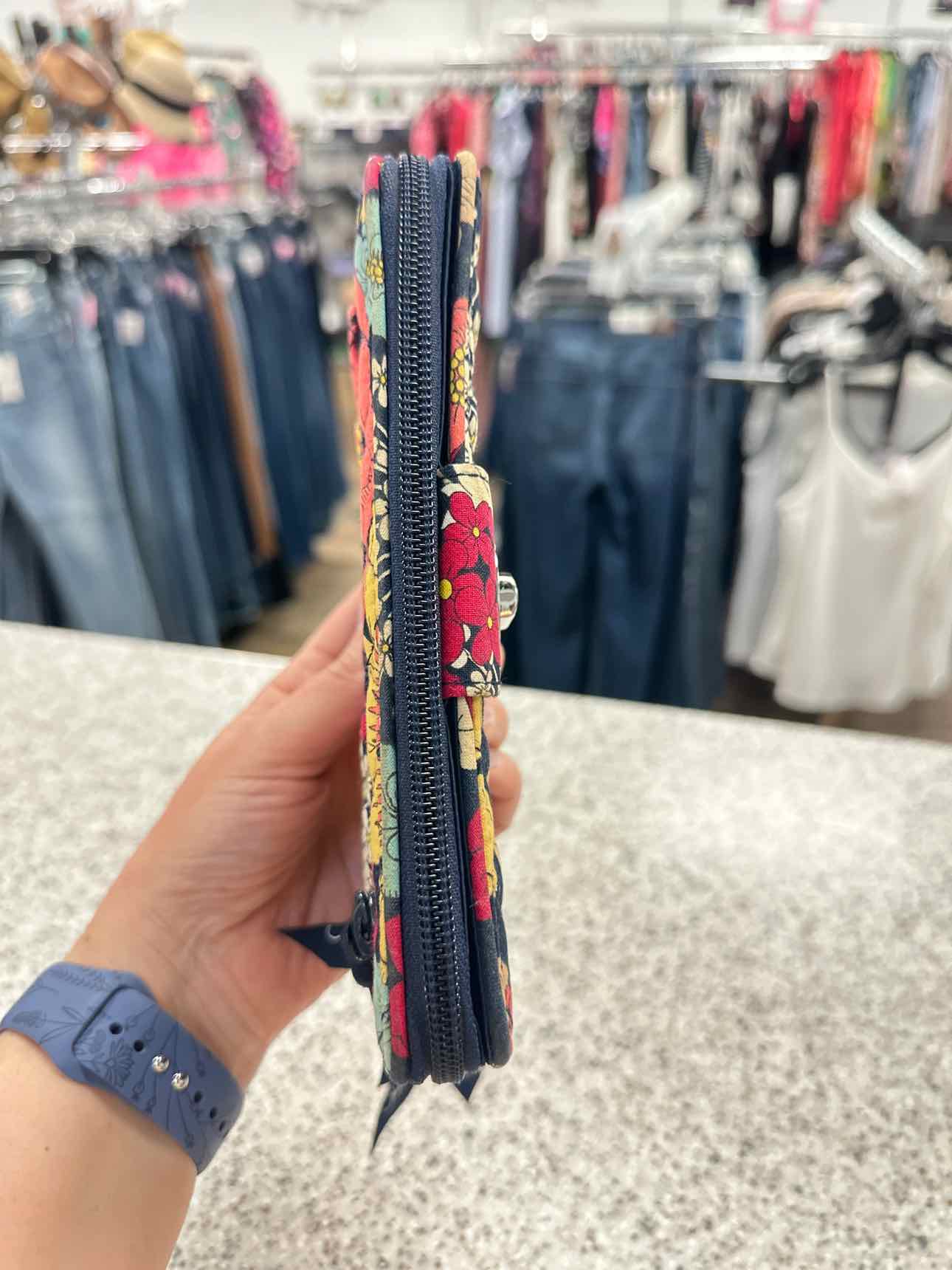 Vera Bradley Size Large Navy/Coral Wallet