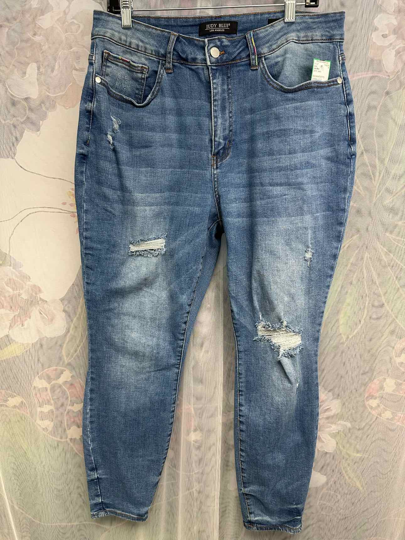 Judy Blue Distressed Skinny Fit Rainbow Stitch Detail Size 16W Denim Jeans