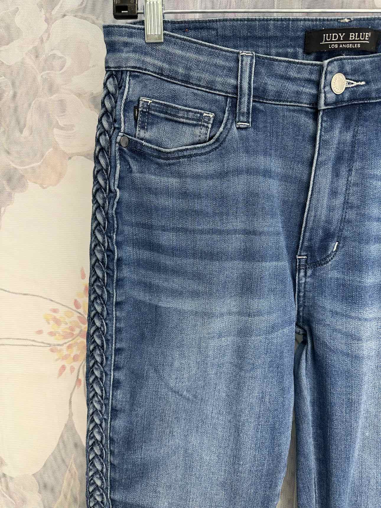 Judy Blue Relaxed Fit Braided Runner Medium Wash Size 9/29 Denim Jeans