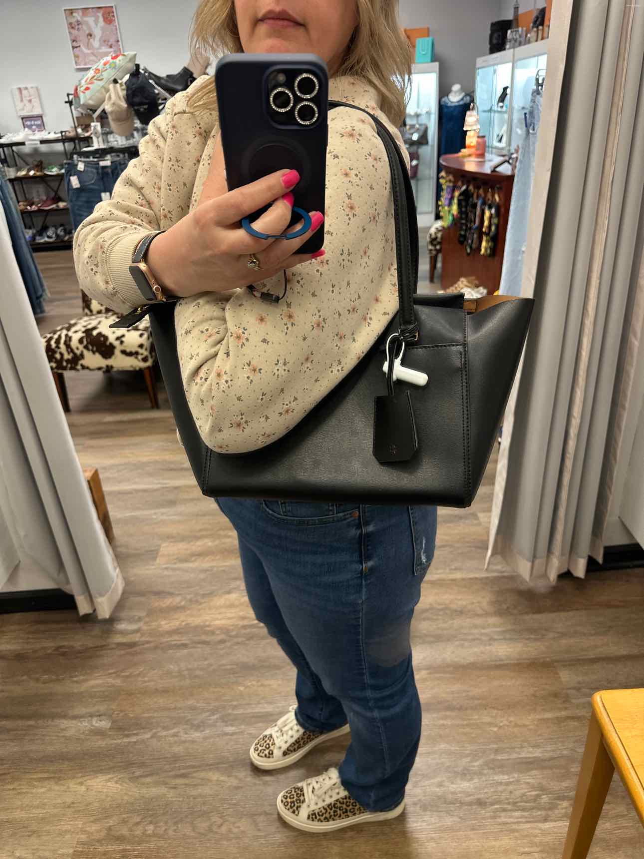 Tory Burch Black Leather Shoulder Handbag