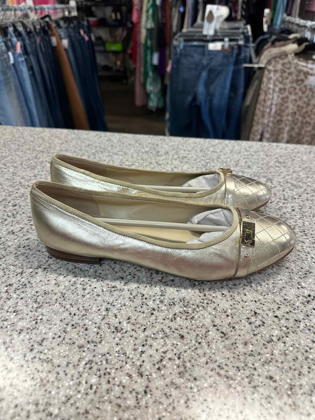 Marc Fisher Size 9 GOLD Shoes